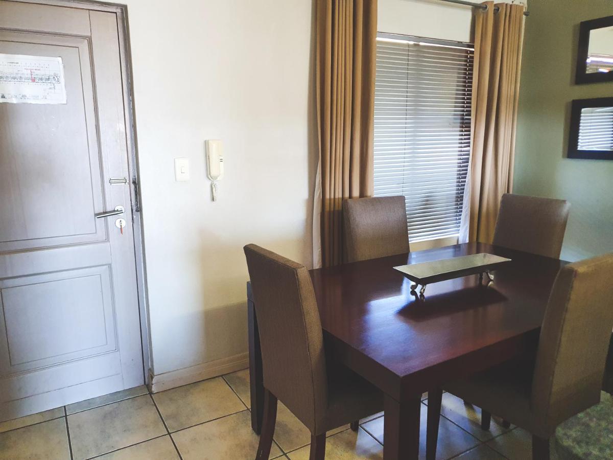 Westpoint Sandton Apartments Йоханнесбург Экстерьер фото