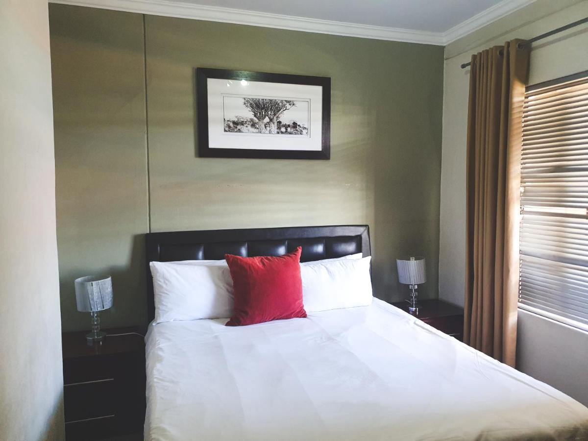 Westpoint Sandton Apartments Йоханнесбург Экстерьер фото